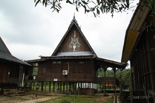 rumah tradisional